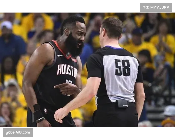 进攻圆柱体与防守接触界定 NBA判罚规则细节深度剖析